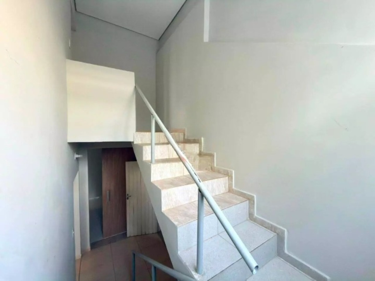 Galpão para alugar em Sorocaba no Éden, 1.001 m² construídos, 800 m² fabris, amplo pátio e fácil acesso às rodovias
