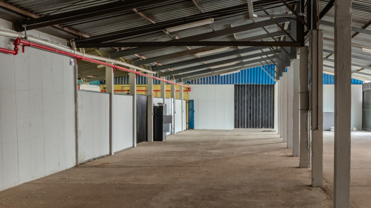Imóvel Industrial à Venda em Salto de Pirapora/SP: 17.564 m² de Terreno e 7.281 m² de Área Construída no Distrito Industrial I