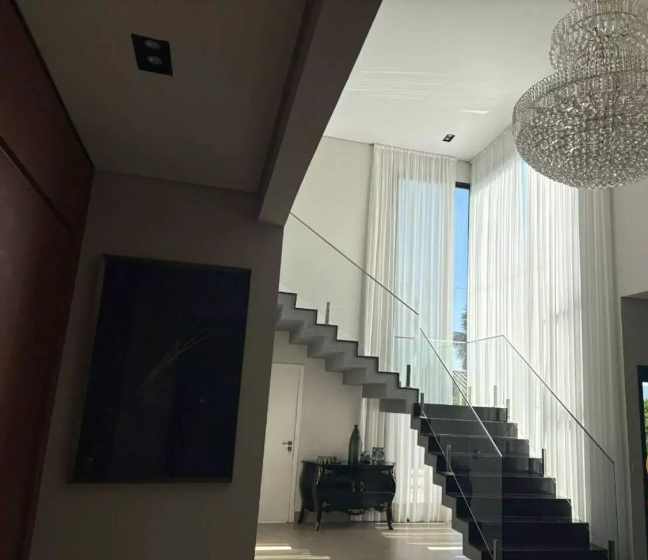 Casa de alto padrão, casa de luxo, mansão em condomínio fech