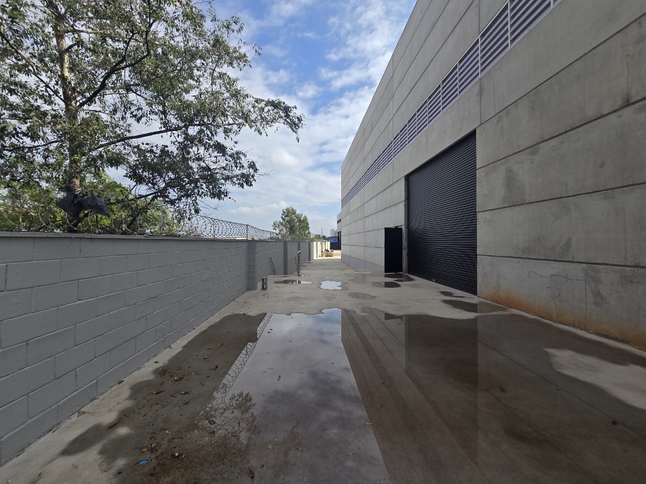 Galpão para Alugar em Condomínio em Sorocaba 1.200m² - 3 Docas. Fácil acesso à Rod. Castelo Branco