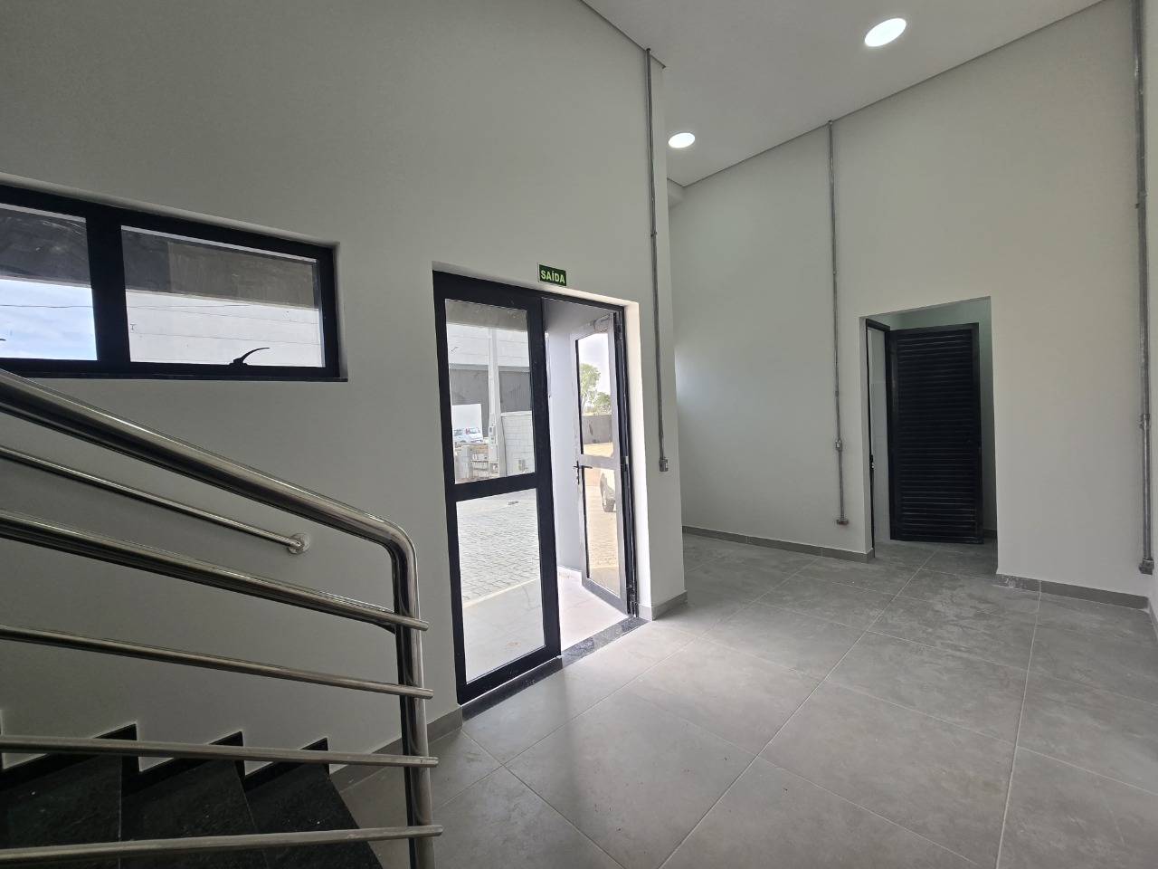 Galpão para Alugar em Condomínio em Sorocaba 1.200m² - 3 Docas. Fácil acesso à Rod. Castelo Branco