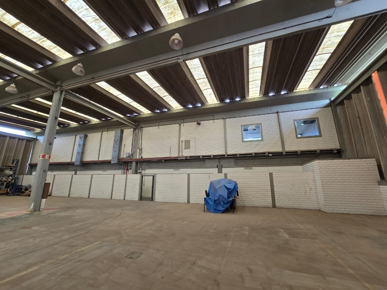 Galpão Industrial para Alugar em Sorocaba - SP 4.468m² e 9 Docas