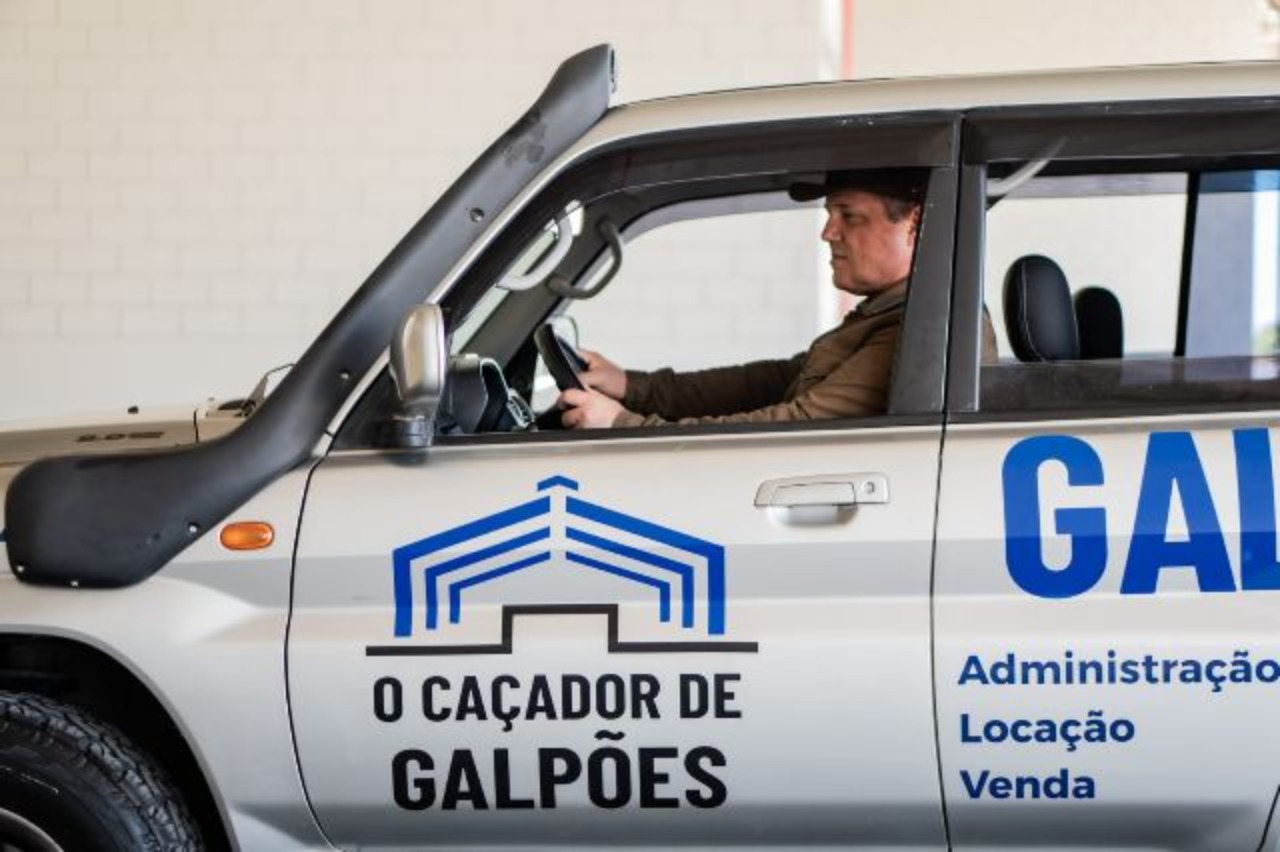Galpão Industrial para Alugar e Venda em Condomínio em Cajamar, SP - 6.070m² Anhanguera e 10 Docas