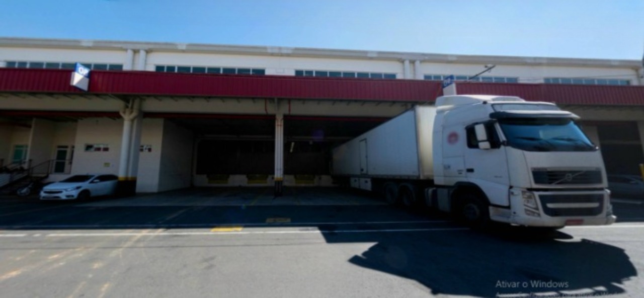 Centro Logístico em Barueri no Km 22 da Rodovia Castelo Branco 12m de pé-direito, docas, sprinkler e segurança 24h - foto 24