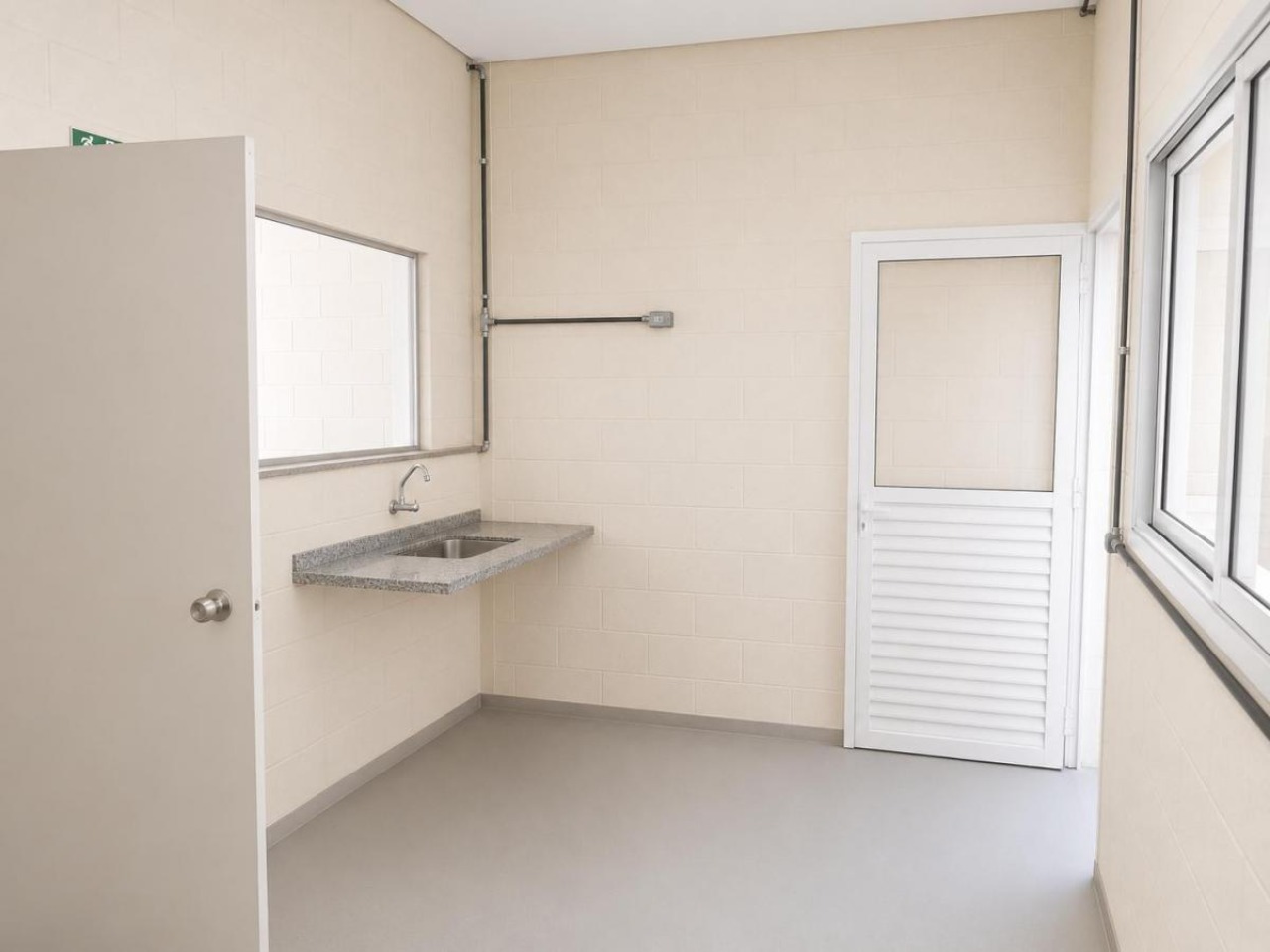 Galpão Comercial e Industrial para Alugar ou Vender na Zona Oeste de Sorocaba Excelente Localização