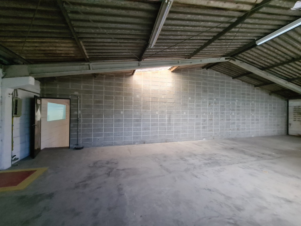 Galpão para Alugar ou Vender em Sorocaba, SP - 3.000m² Raposo Tavares Km 90 e Terreno 20.000m²
