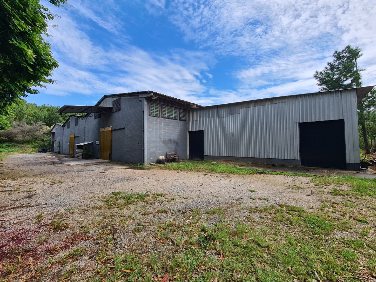 Galpão para Alugar ou Vender em Sorocaba, SP - 3.000m² Raposo Tavares Km 90 e Terreno 20.000m²