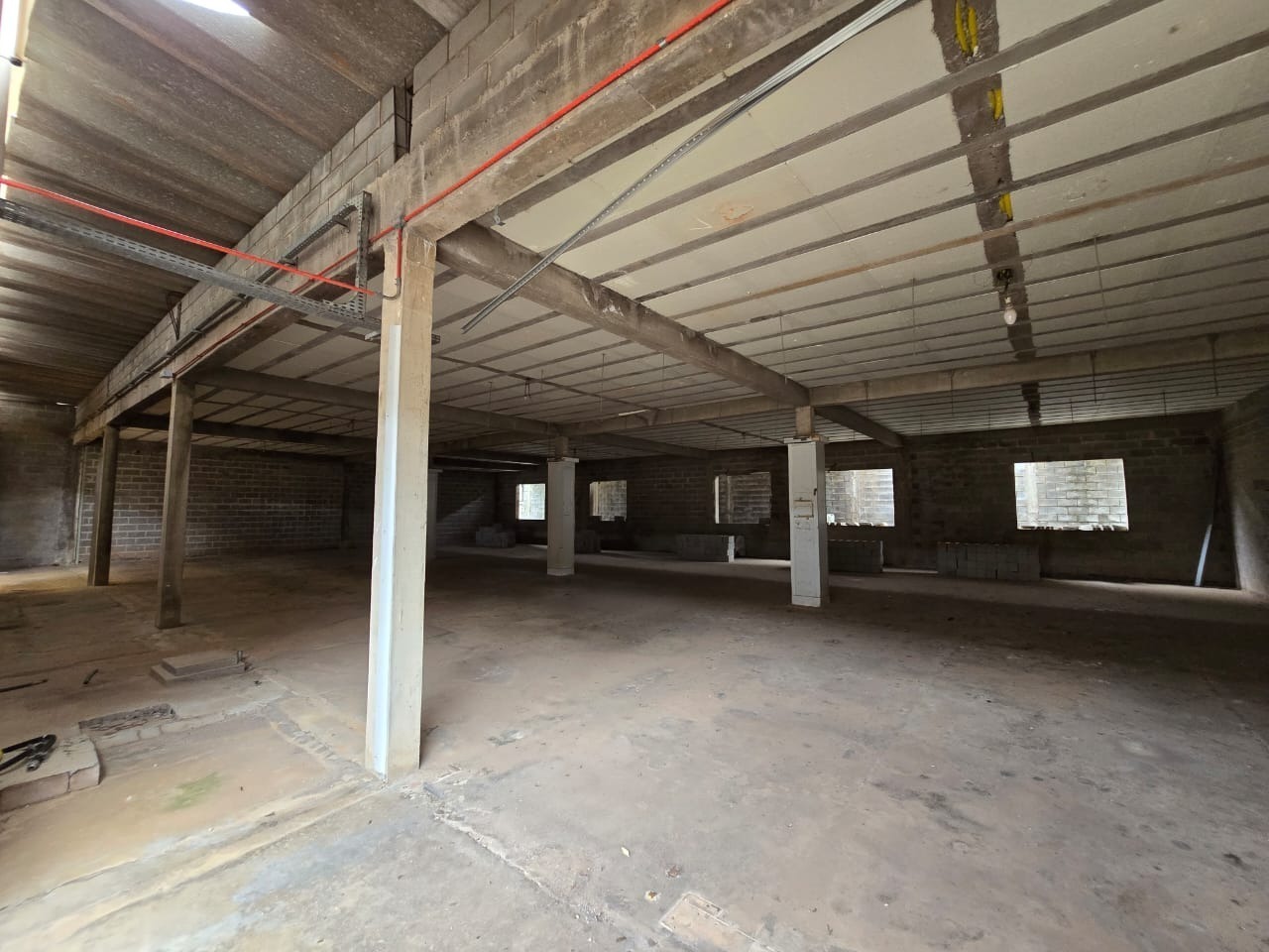 Galpão Industrial para Alugar em Sorocaba - SP 4.468m² e 9 Docas