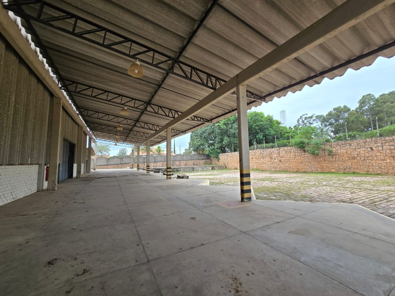 Galpão Industrial para Alugar em Sorocaba - SP 4.468m² e 9 Docas
