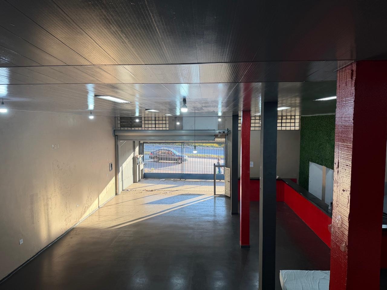 Galpão Comercial para Alugar em Sorocaba - 600m² Av. Itavuvu, em Frente à Havan - foto 2
