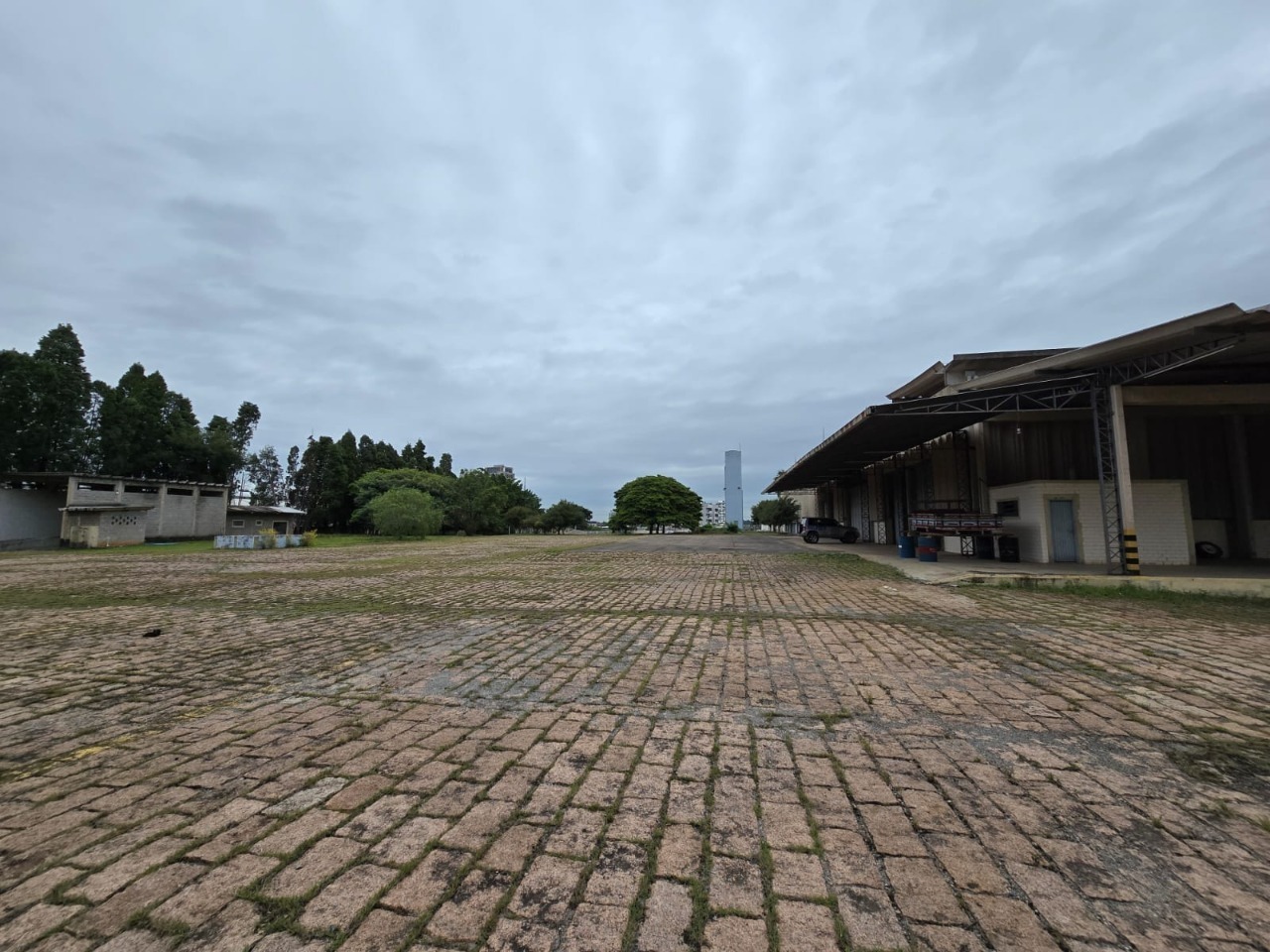 Galpão Industrial para Alugar em Sorocaba - SP 4.468m² e 9 Docas
