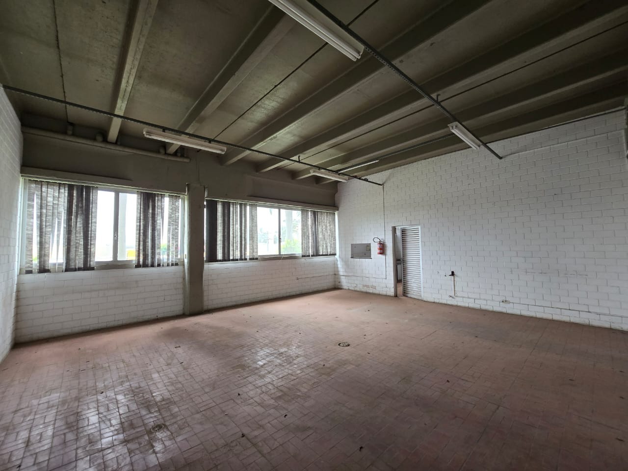 Galpão Industrial para Alugar em Sorocaba - SP 4.468m² e 9 Docas