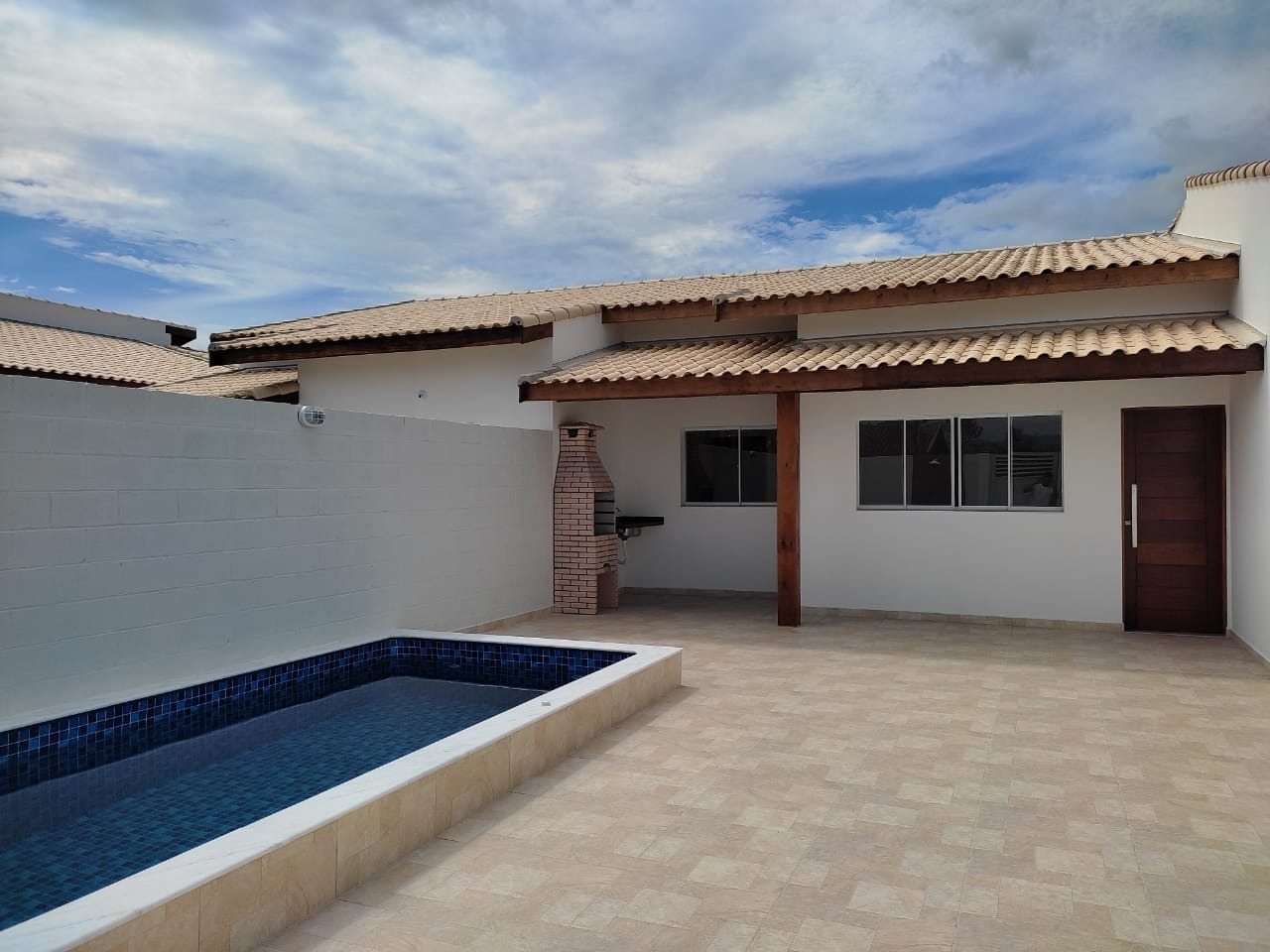 Casa, 2 quartos, 78 m² - Foto 1