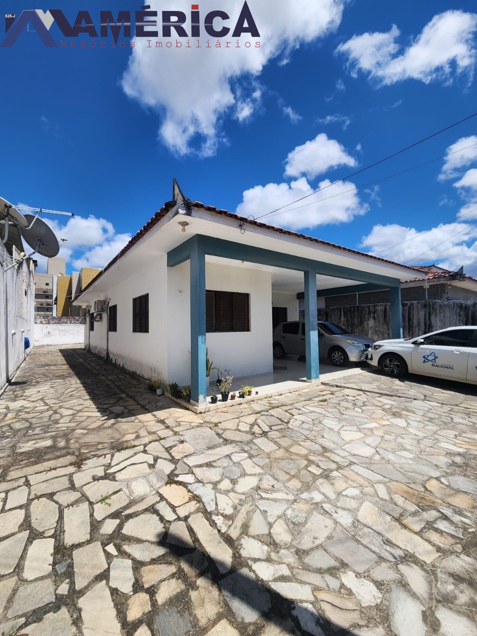 Casa, 3 quartos, 330 m² - Foto 1