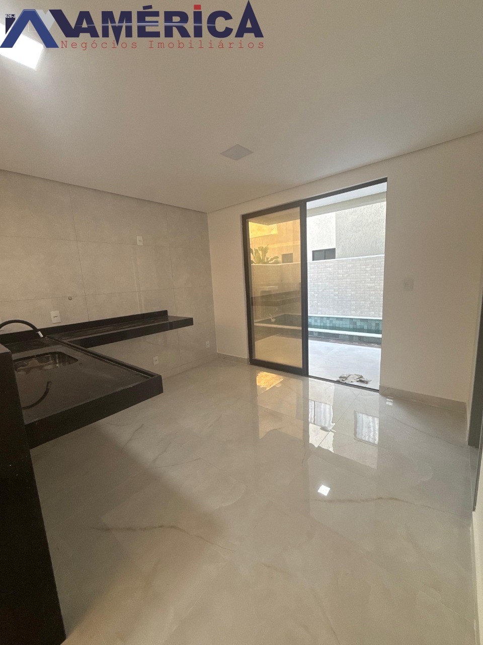Casa, 4 quartos, 220 m² - Foto 29