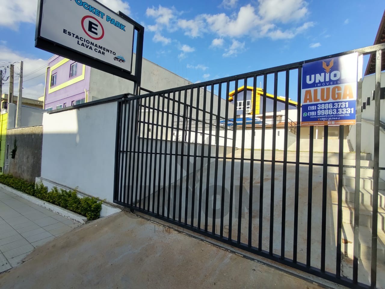 Loteamento e Condomínio, 450 m² - Foto 2