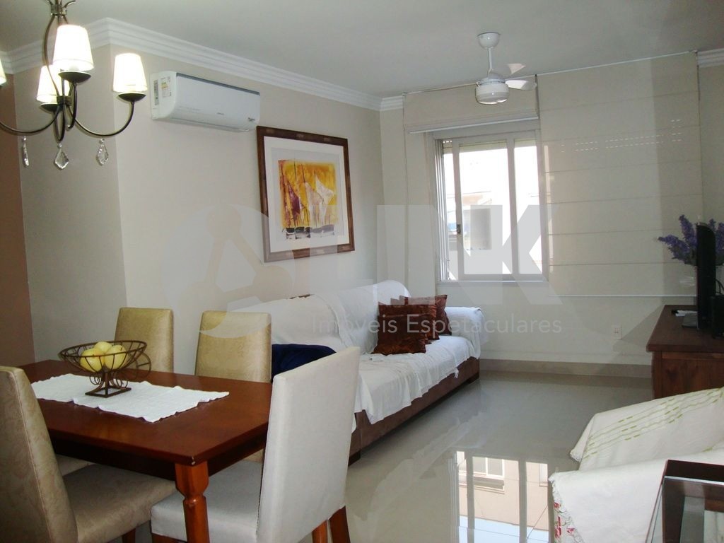 Apartamento 3 dormitórios com 1 vaga de garagem à venda no bairro Auxiliadora em Porto Alegre na divisa do Moinhos de Vento e Auxiliadora