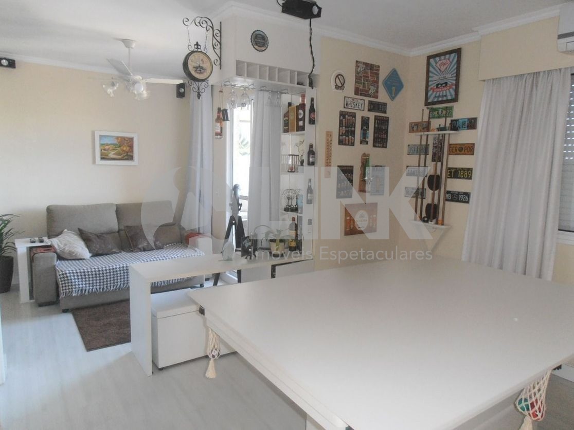 Apartamento com 3 quartos e 2 vagas à venda no bairro São Sebastião em Porto Alegre