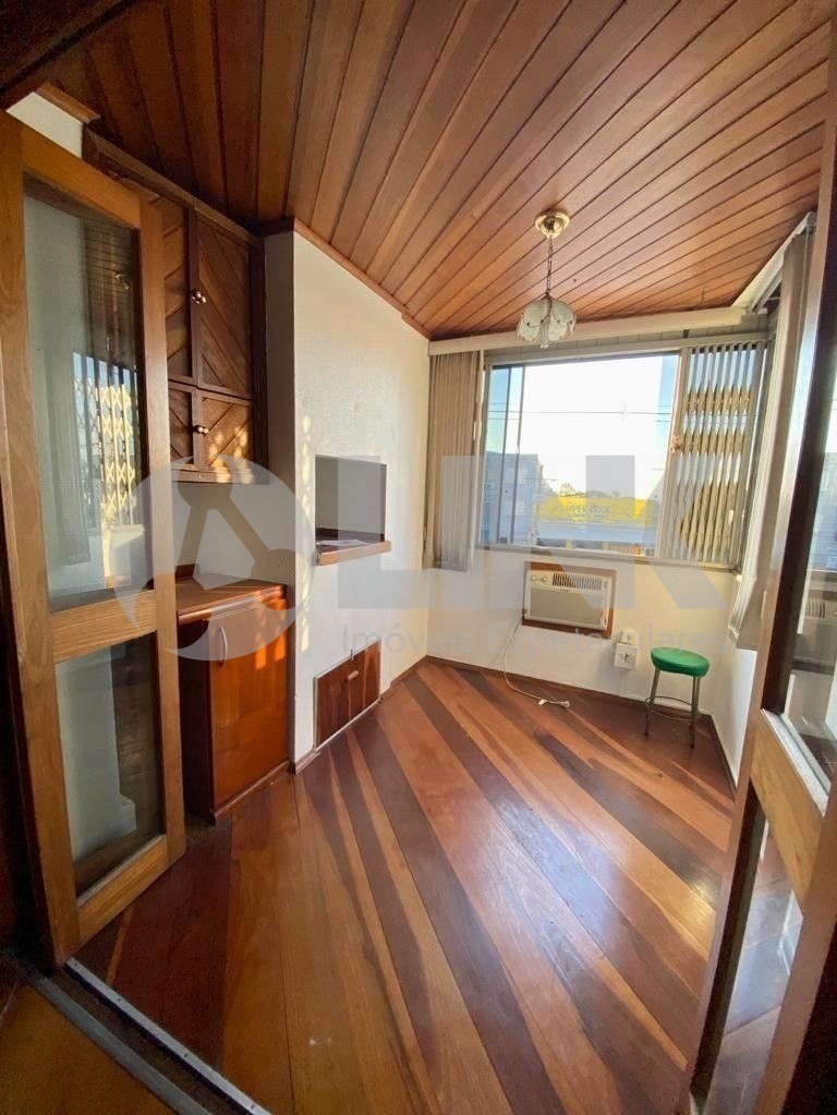 Apartamento de 2 quartos com 2 vagas à venda no bairro Petrópolis em Porto Alegre