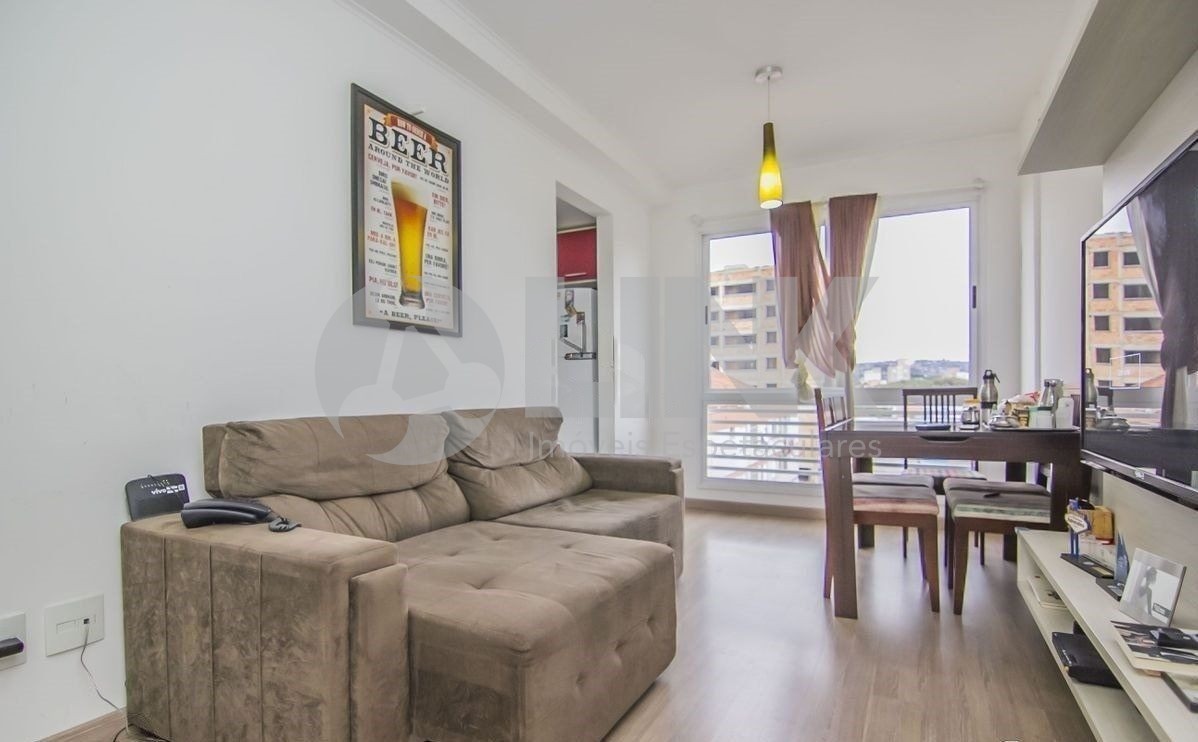 Apartamento de 3 quartos com 1 vaga à venda no bairro Partenon em Porto Alegre