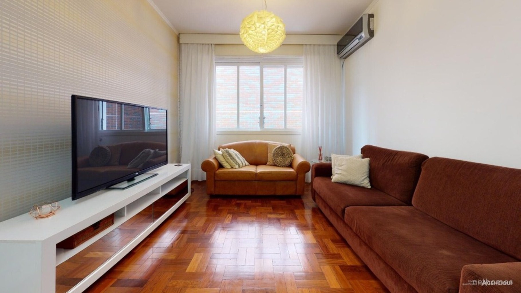 Apartamento 3 dormitórios com 1 vaga de garagem à venda no bairro Auxiliadora em Porto Alegre próximo da Plínio Brasil Milano