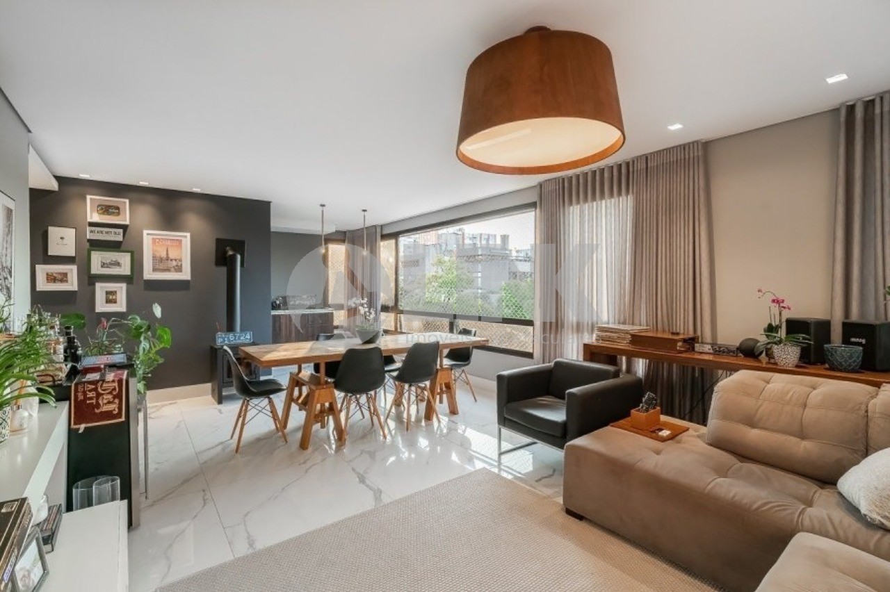 Apartamento alto padrão 3 dormitórios 3 suítes e 2 vagas de garagem à venda no bairro Auxiliadora em Porto Alegre próximo do Parcão