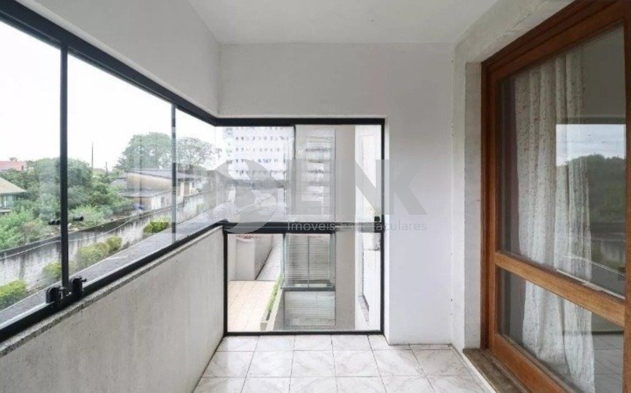 Apartamento 1 dormitório com 1 vaga de garagem à venda no bairro Santo Antônio em Porto Alegre próximo da Avenida Bento Gonçalves