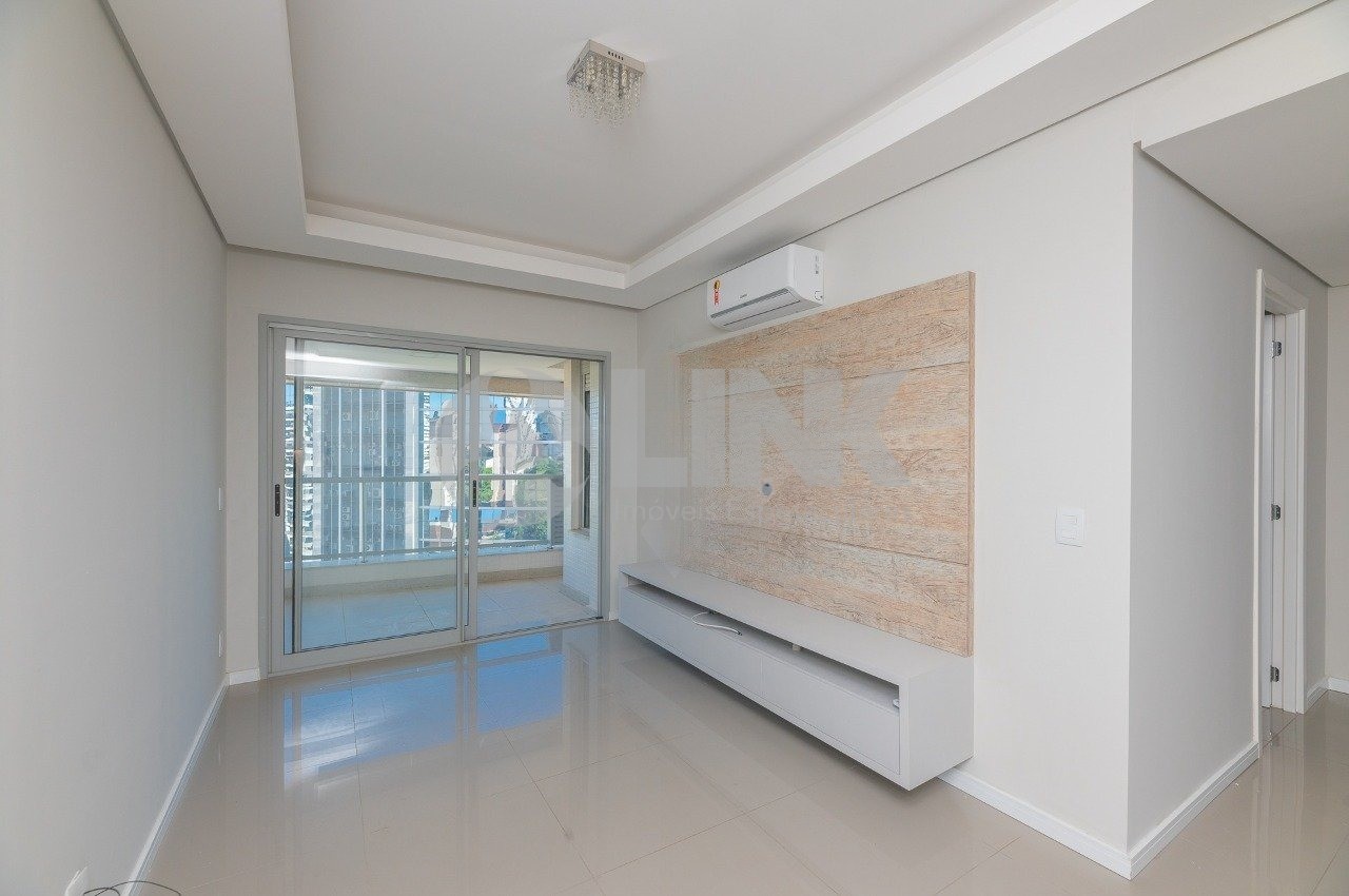 Apartamento de 1 quarto e 1 vaga à venda no bairro Petrópolis em Porto Alegre