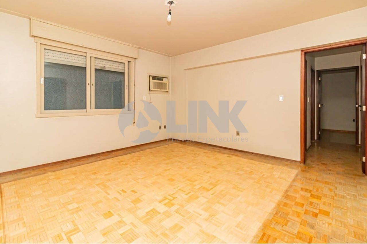 Apartamento de 3 quartos com 2 vagas à venda no bairro Mont Serrat em Porto Alegre
