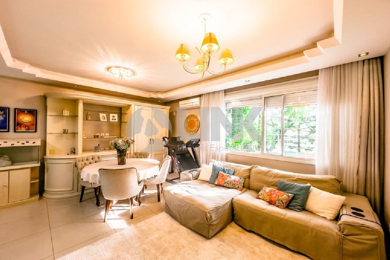 Apartamento de 3 quartos com 1 vaga à venda no bairro Rio Branco em Porto Alegre