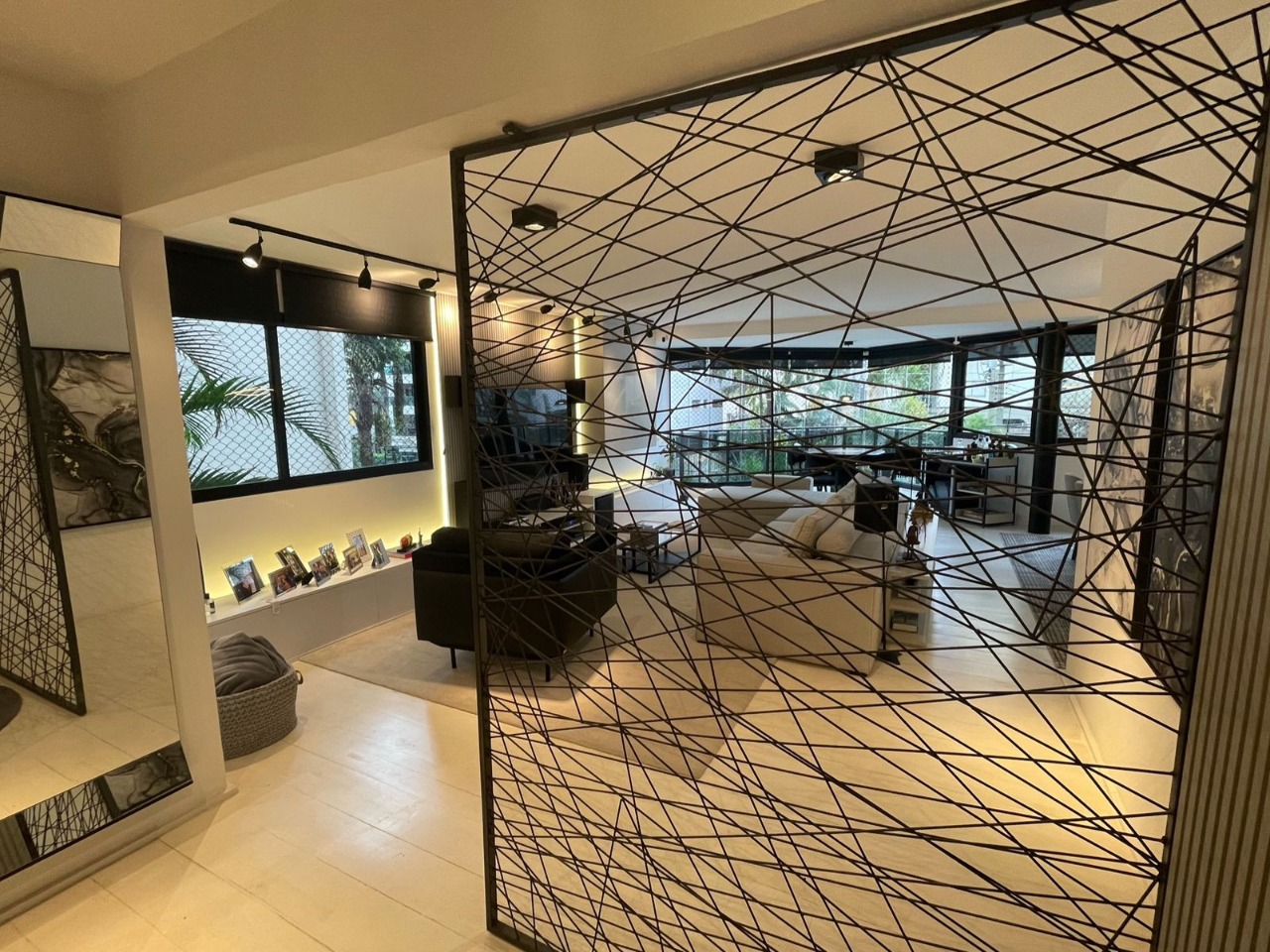 Apartamento, 4 quartos, 247 m² - Foto 1