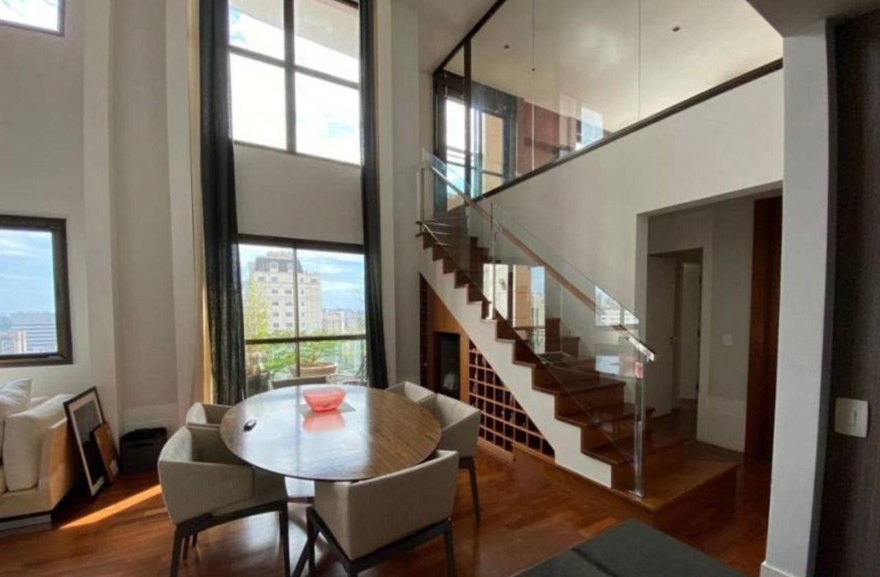 Apartamento, 3 quartos, 270 m² - Foto 1
