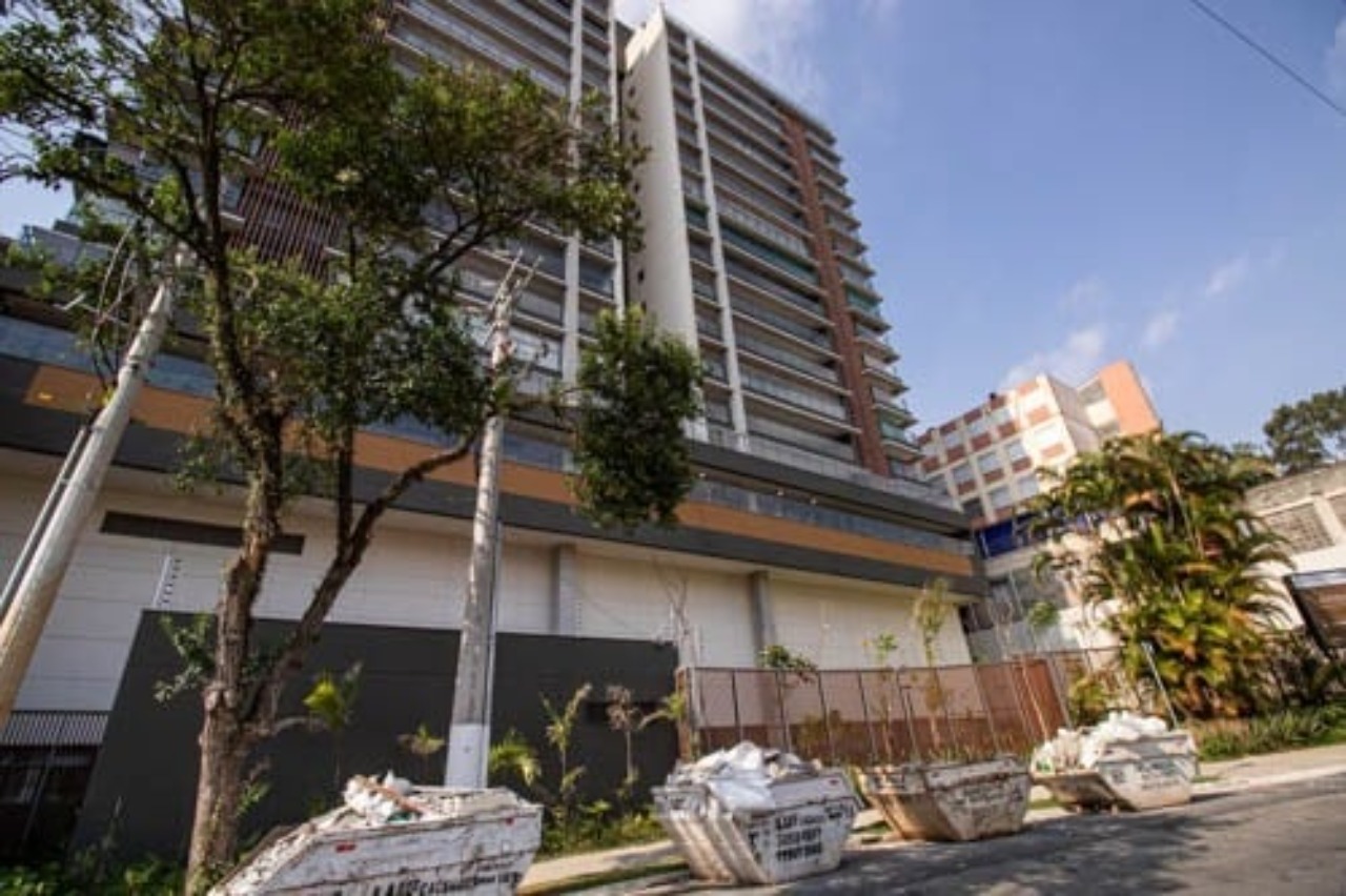 Apartamento, 3 quartos, 232 m² - Foto 1