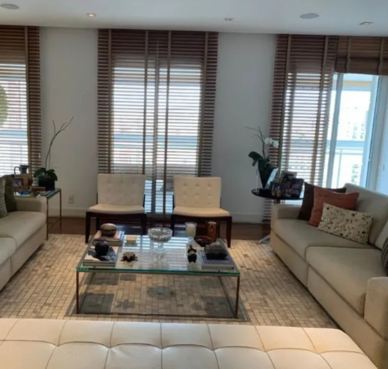 Apartamento, 3 quartos, 280 m² - Foto 2