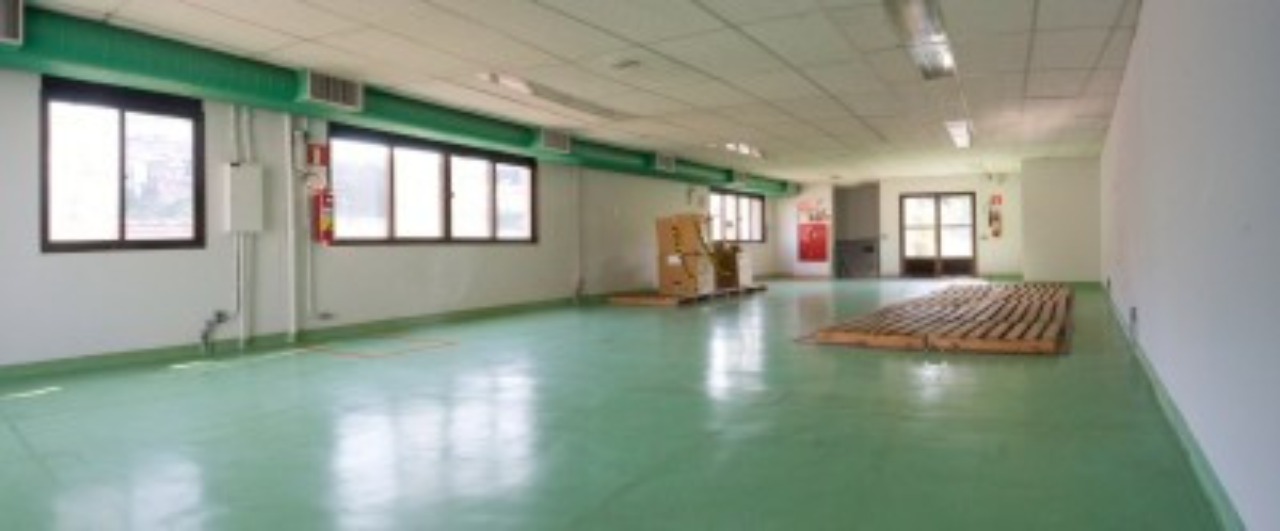 Prédio Inteiro, 1200 m² - Foto 1