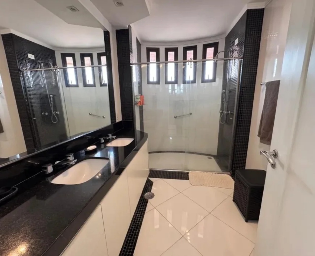 Apartamento, 4 quartos, 250 m² - Foto 11