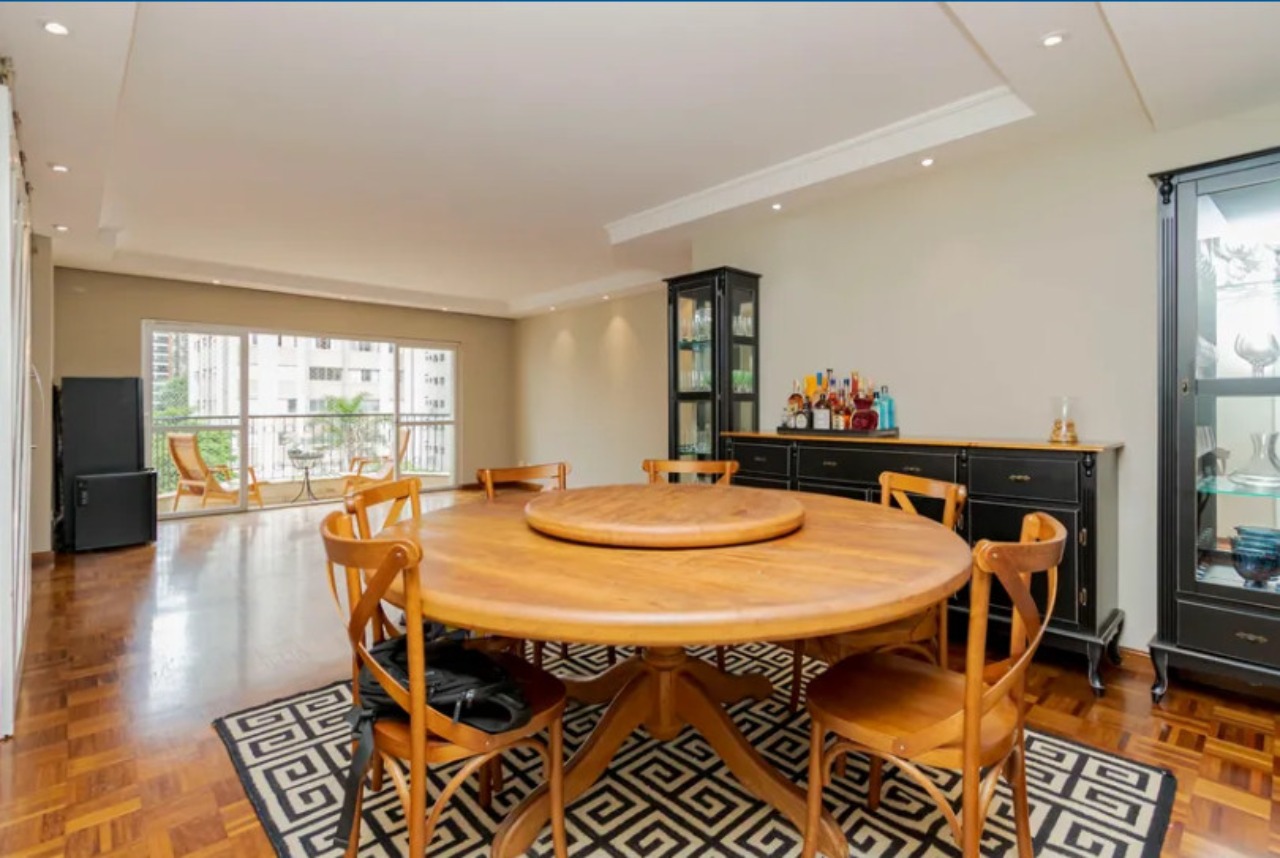 Apartamento, 3 quartos, 160 m² - Foto 2