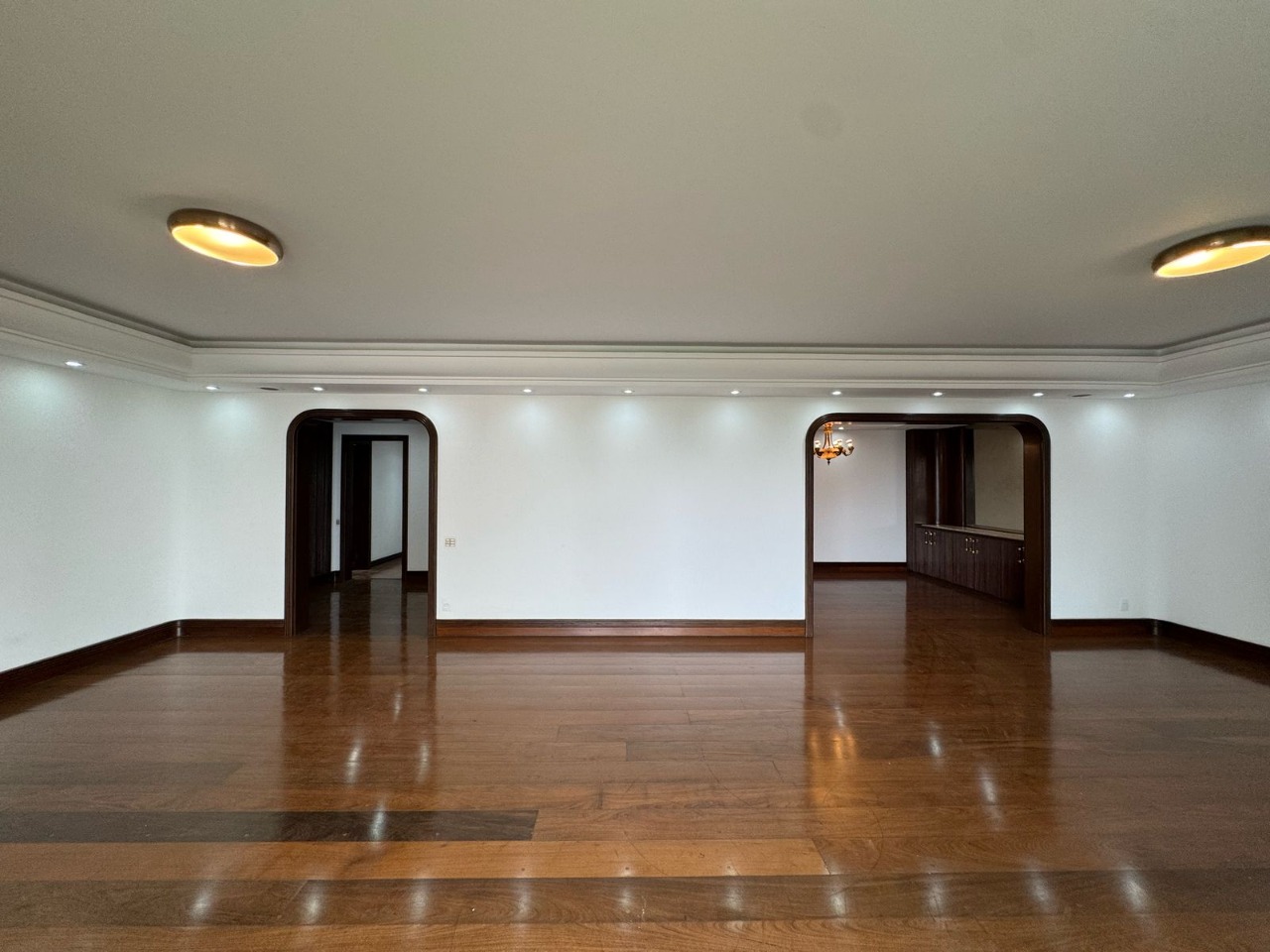 Apartamento, 4 quartos, 330 m² - Foto 1