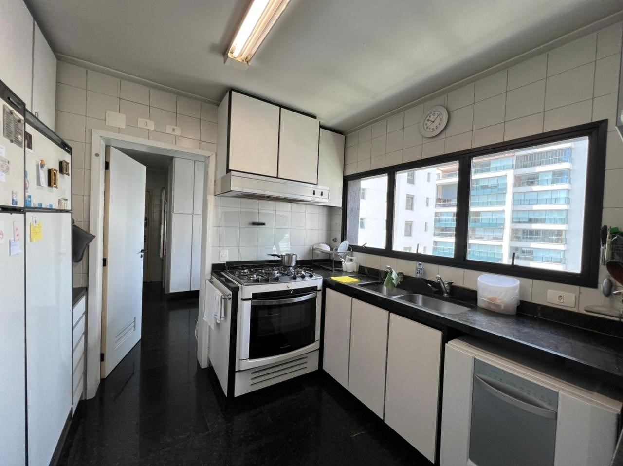 Apartamento, 3 quartos, 220 m² - Foto 11