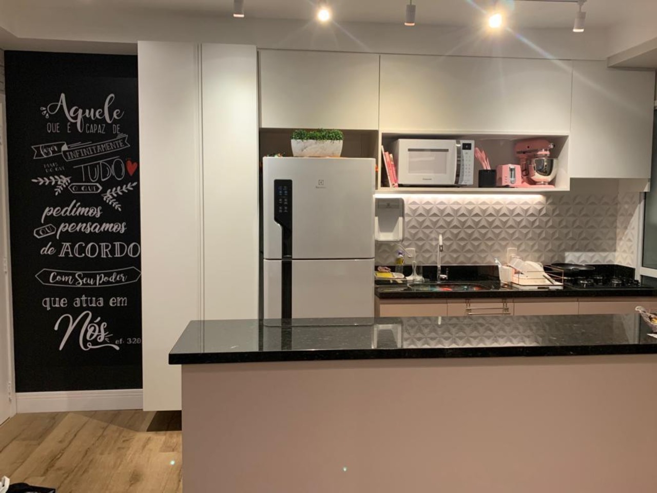 Apartamento, 2 quartos, 70 m² - Foto 1