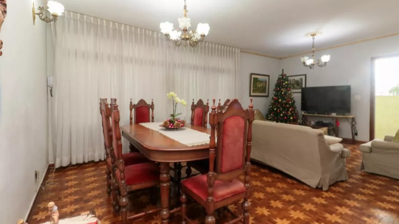 Casa, 4 quartos, 250 m² - Foto 9