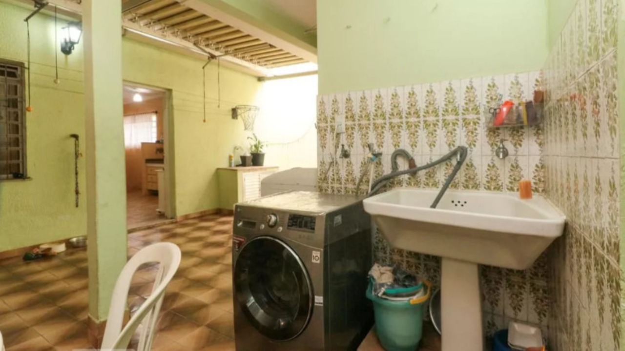 Casa, 4 quartos, 250 m² - Foto 11