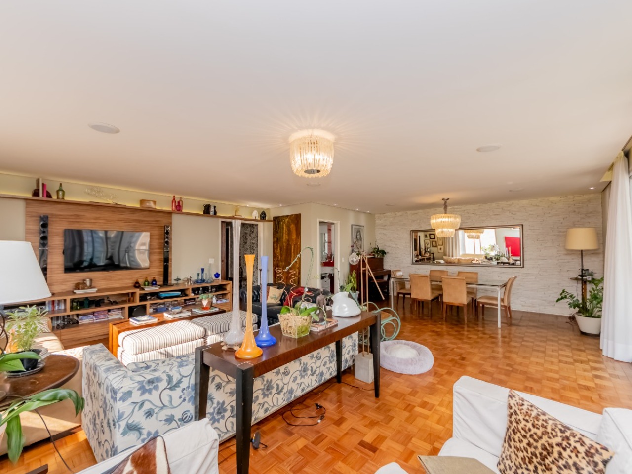 Apartamento, 3 quartos, 330 m² - Foto 4