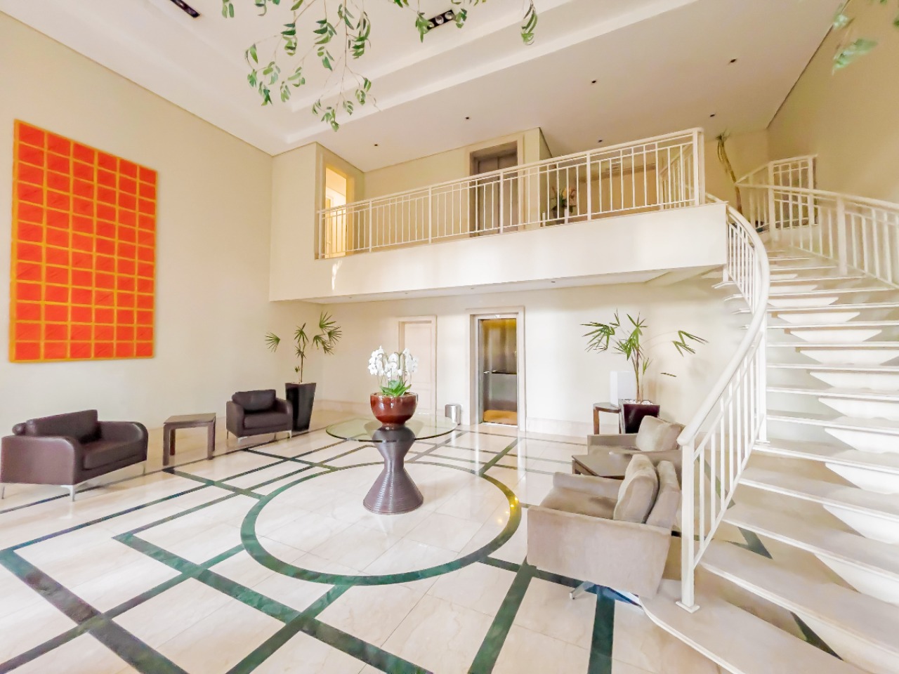 Apartamento, 3 quartos, 240 m² - Foto 2