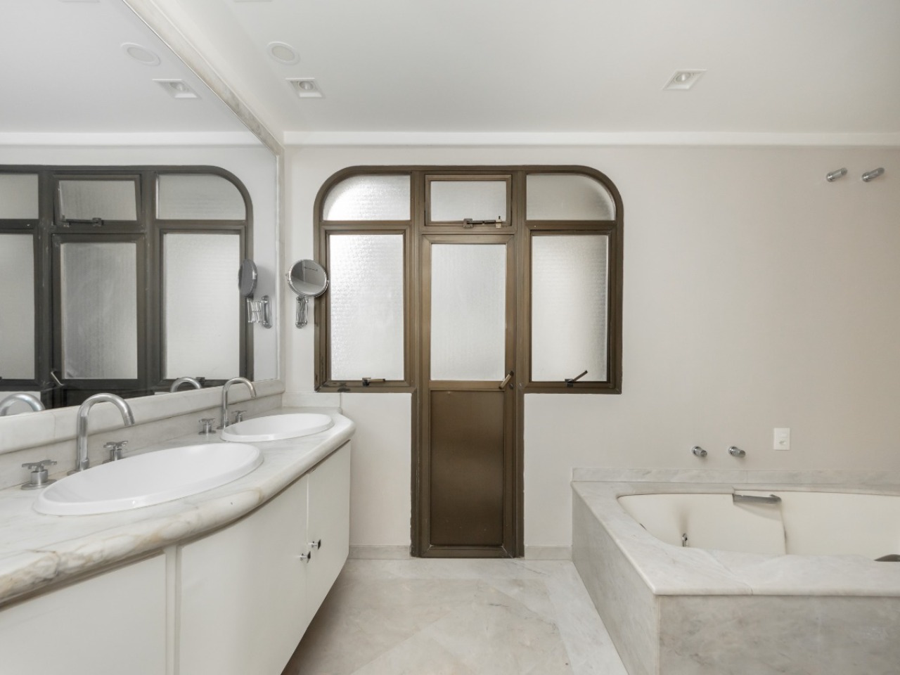 Apartamento, 4 quartos, 290 m² - Foto 17