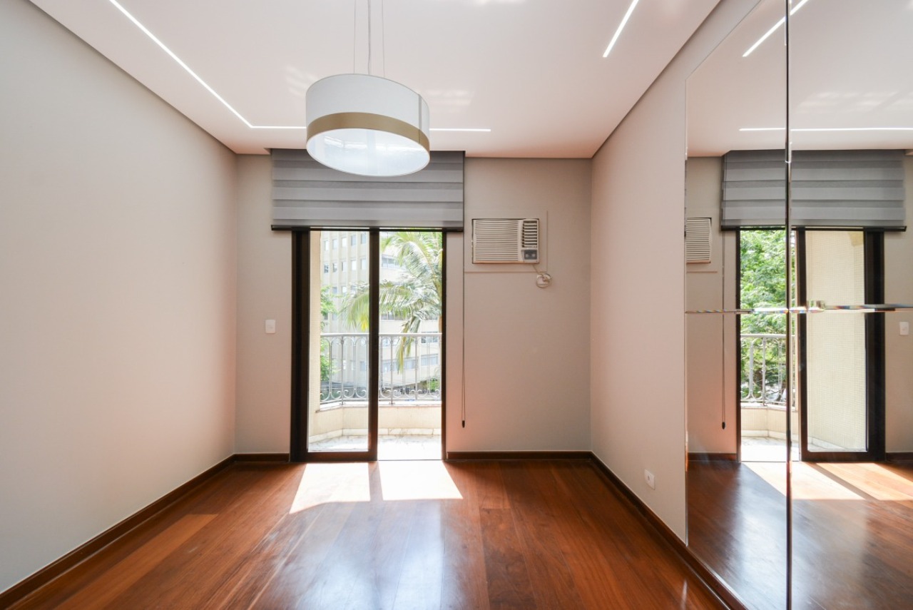 Apartamento, 4 quartos, 230 m² - Foto 14