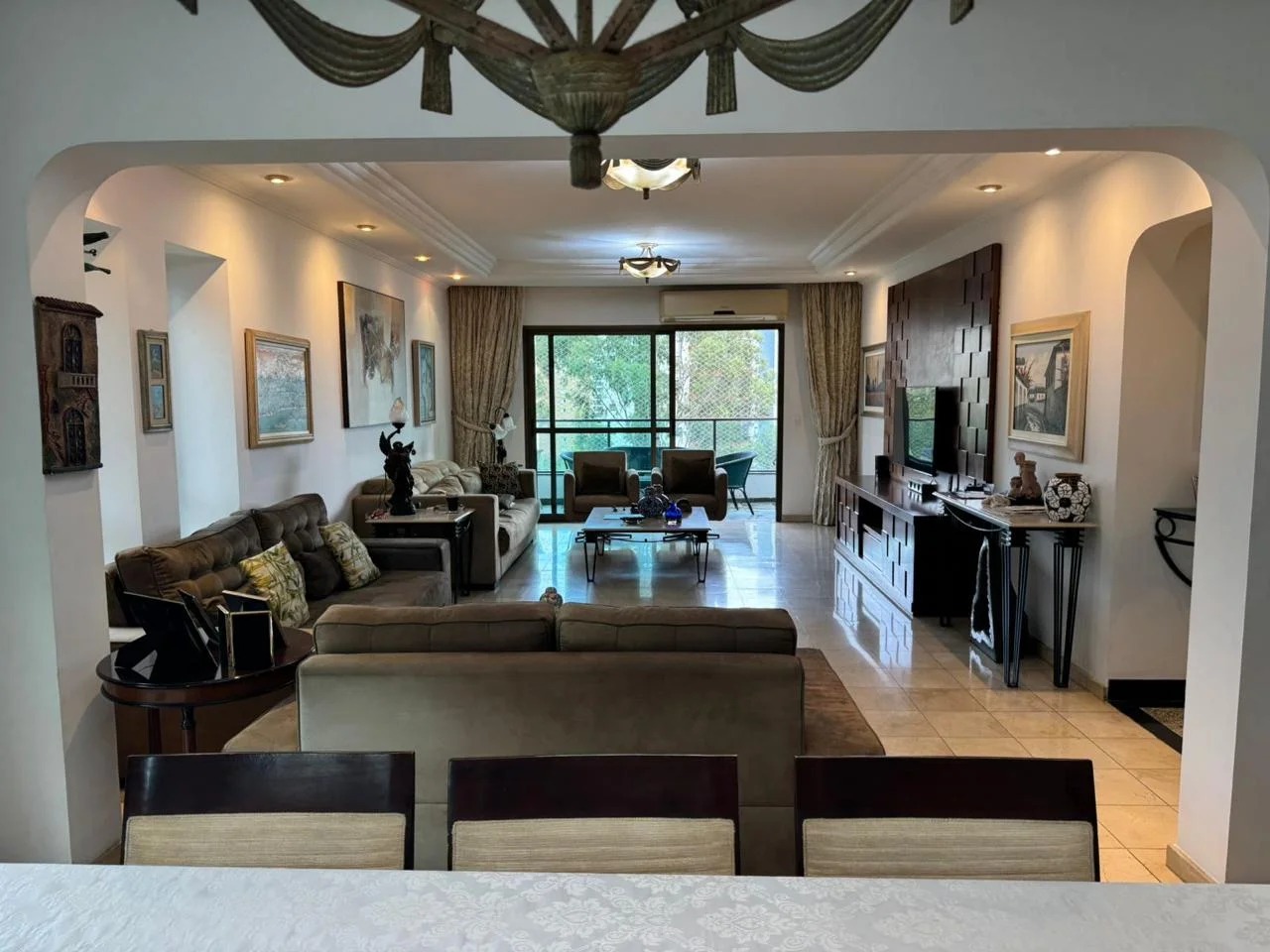 Apartamento, 3 quartos, 250 m² - Foto 1