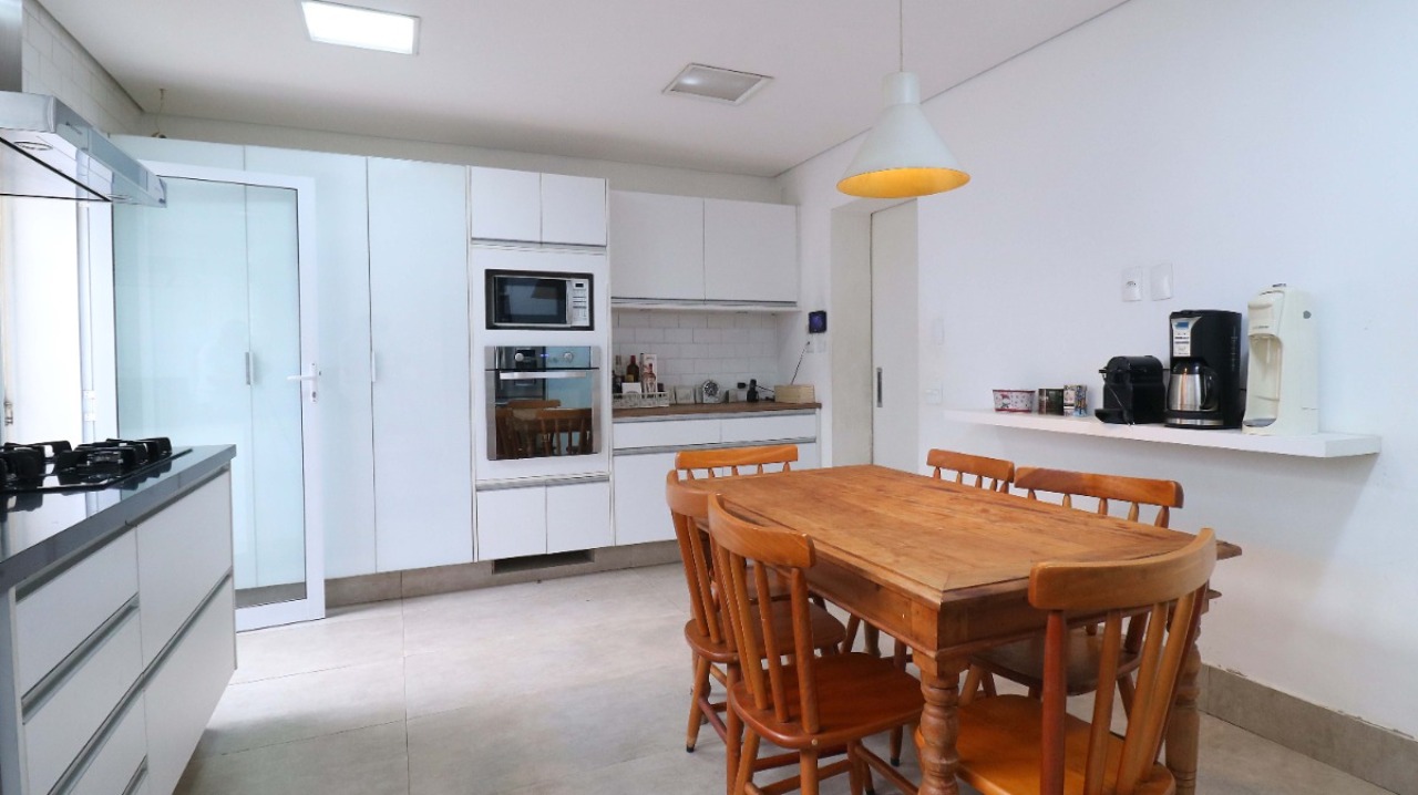 Casa, 4 quartos, 350 m² - Foto 14