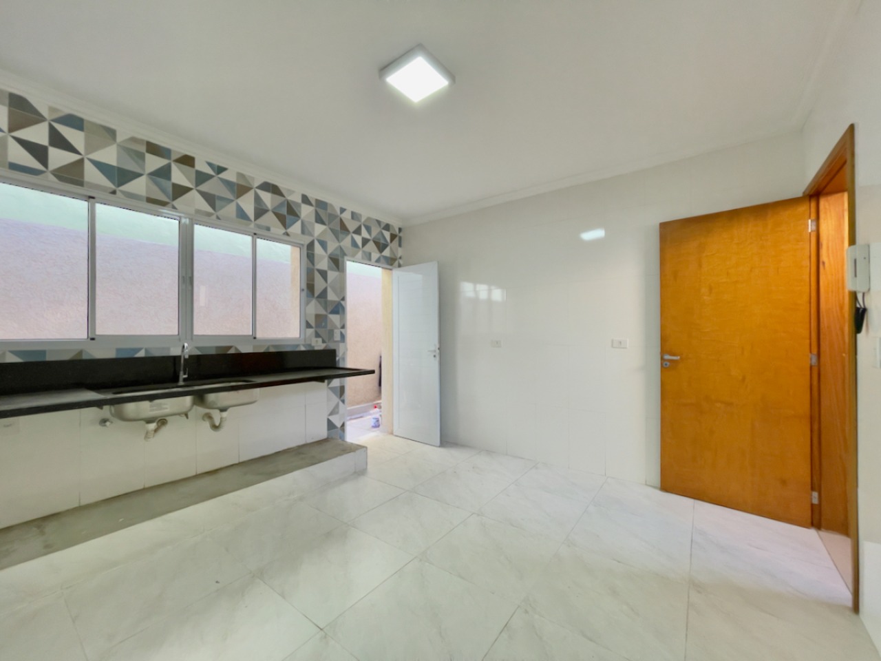 Casa, 3 quartos, 200 m² - Foto 10