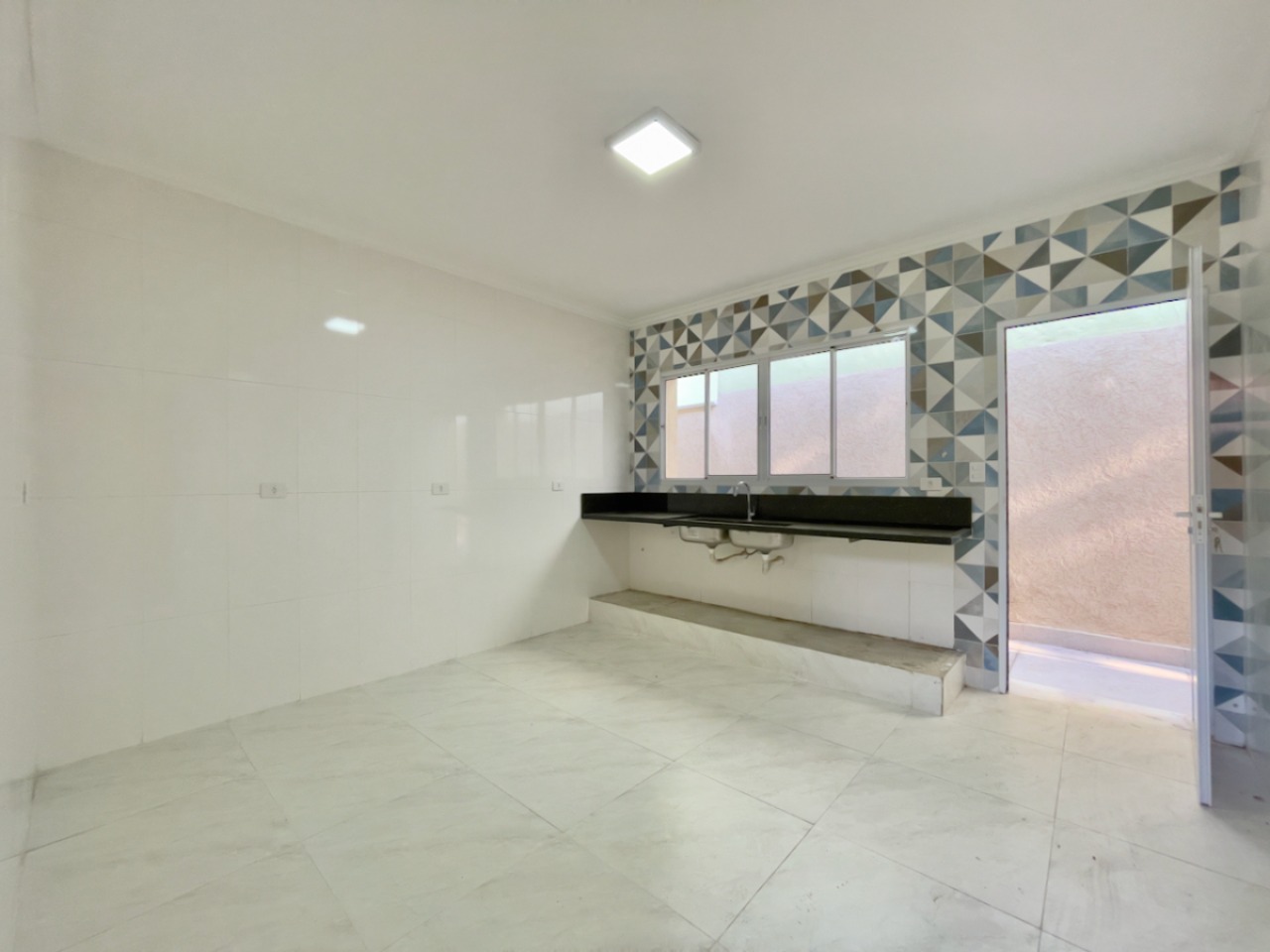 Casa, 3 quartos, 200 m² - Foto 9